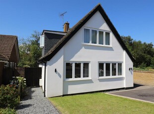 4 bedroom detached house for sale in Howard Drive, Maidstone, ME16