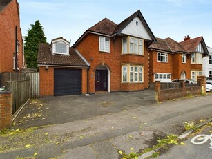 4 bedroom detached house for sale in King Edwards Avenue, Gloucester, Gloucestershire, GL1