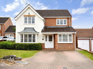 4 bedroom detached house for sale in Lister Tye, Moulsham Lodge, CM2