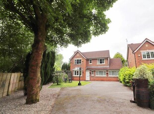 4 bedroom detached house for sale in Stubbs Close, Salford, M7