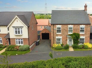 4 bedroom detached house for sale in Wilford Road, Anstey, Leicester, LE7