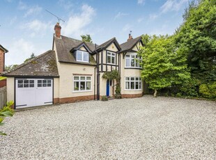 4 bedroom detached house for sale in Woodcote Road, Caversham Heights, Reading, RG4
