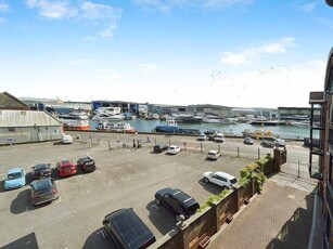 4 bedroom duplex for sale in Barbers Wharf, Poole, BH15
