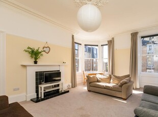 4 bedroom flat for rent in Argyle Place, Marchmont, Edinburgh, EH9