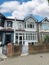 4 bedroom house for rent in Moyser Road Furzedown Streatham SW16 6SH, SW16