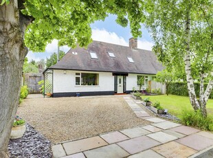 4 bedroom semi-detached bungalow for sale in Calver Close, Wollaton, Nottinghamshire, NG8 1AT, NG8