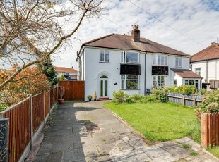 4 bedroom semi-detached house for sale in Long Lane, Upton, CH2