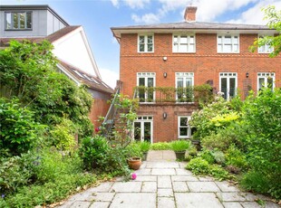 4 bedroom semi-detached house for sale in Ranelagh Road, Winchester, Hampshire, SO23