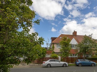 4 bedroom semi-detached house for sale in Wingrove Road, Fenham, Newcastle upon Tyne, NE4