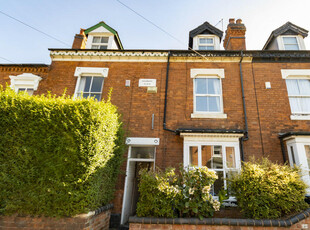 4 bedroom terraced house for rent in Station Road, Harborne, B17