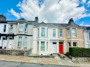 4 bedroom terraced house for sale in Baring Street, Greenbank, Plymouth, PL4