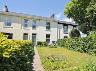 4 bedroom terraced house for sale in Eggbuckland Road, Plymouth, PL3