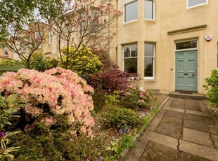 5 bedroom terraced house for rent in Kingsburgh Road, Edinburgh, EH12