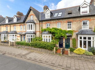 5 bedroom terraced house for sale in Guest Road, Cambridge, Cambridgeshire, CB1