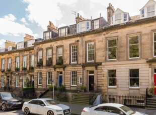 5 bedroom terraced house for sale in Inverleith Terrace, Edinburgh, EH3