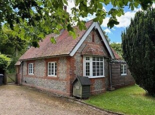 Bungalow to rent in Old Alresford, Alresford, Hampshire SO24