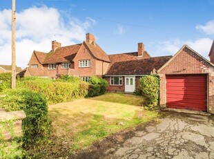 Bungalow to rent in Village Road, Bromham, Bedford MK43