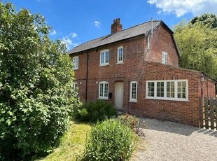 Cottage to rent in Church Road, Steventon, Abingdon OX13