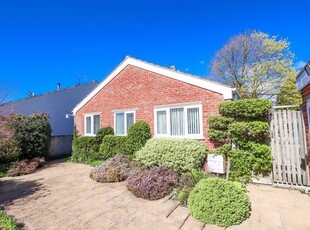 Detached bungalow to rent in Somerton Road, Clevedon BS21