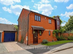 Detached house for sale in Arnold Road, Stoke Golding, Nuneaton CV13