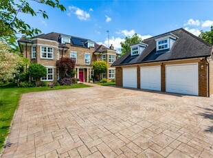 Detached house for sale in Grove Road, Tring, Hertfordshire HP23