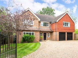 Detached house for sale in Lower Road, Fetcham, Leatherhead, Surrey KT22