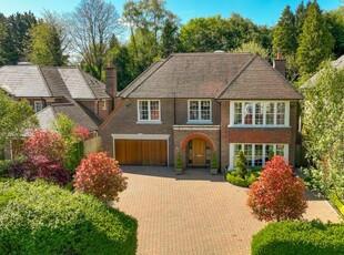 Detached house for sale in Valley Road, Rickmansworth, Hertfordshire WD3