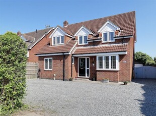 Detached house for sale in Woodlands Lane, Elloughton, Brough HU15
