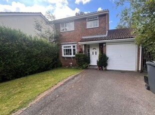 Detached house to rent in Farriers Way, Waterlooville PO7