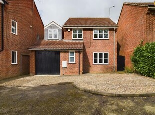 Detached house to rent in Holly Court, Retford, Nottinghamshire DN22
