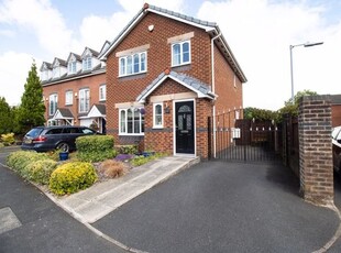 Detached house to rent in Shillingford Road, Farnworth, Bolton BL4