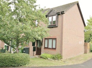 Detached house to rent in Ypres Way, Abingdon OX14