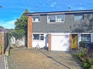 End terrace house to rent in Clayton Walk, Little Chalfont HP7
