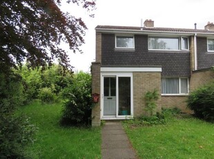 End terrace house to rent in York Avenue, New Milton BH25