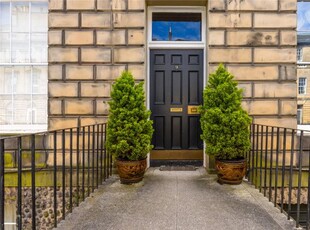Flat for sale in 9/6 Great King Street, New Town, Edinburgh EH3