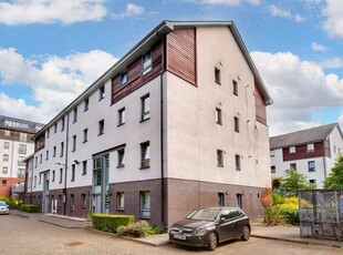 Flat for sale in 93B/2 Albert Street, Leith EH7