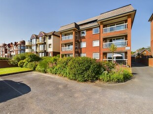 Flat for sale in Alpine Lodge, 85 South Promenade, Lytham St. Annes FY8