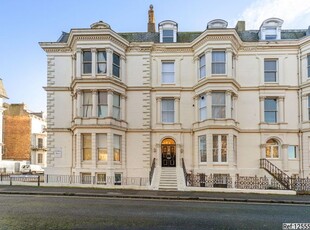Flat for sale in Montpellier Court, Scarborough, North Yorkshire YO11