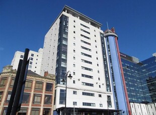Flat to rent in Landmark Place, Churchill Way, Cardiff CF10