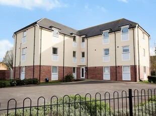 Flat to rent in Leigh Park Court, Westbury, Wiltshire BA13