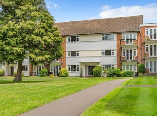 Flat to rent in Lindfield Gardens, Guildford GU1