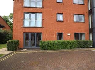 Flat to rent in Manton Road, Lincoln LN2