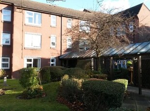 Flat to rent in Seaford Street, Stoke-On-Trent ST4