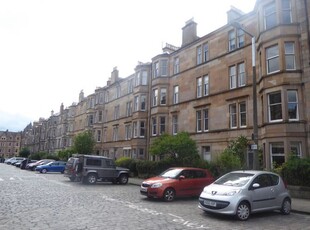 Flat to rent in Thirlestane Road, Marchmont, Edinburgh EH9
