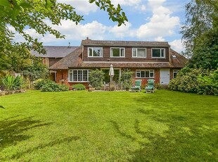 Link-detached house for sale in Horsham Road, Steyning, West Sussex BN44