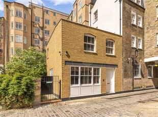 Mews house for sale in Grenville Street, Holborn, London WC1N