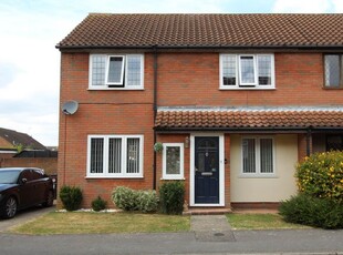 Semi-detached house to rent in Rettendon Close, Rayleigh SS6