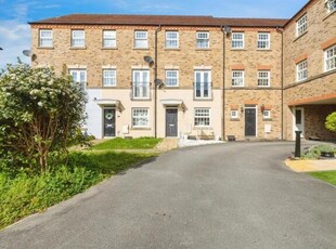 Squirrel Chase, Witham St. Hughs, 4 Bedroom Town