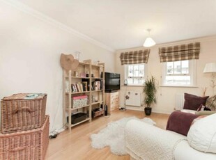 Studio flat for rent in Kennington Lane, Kennington, SE11