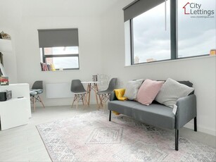 Studio flat for rent in UNIQ: Arboretum, NG7